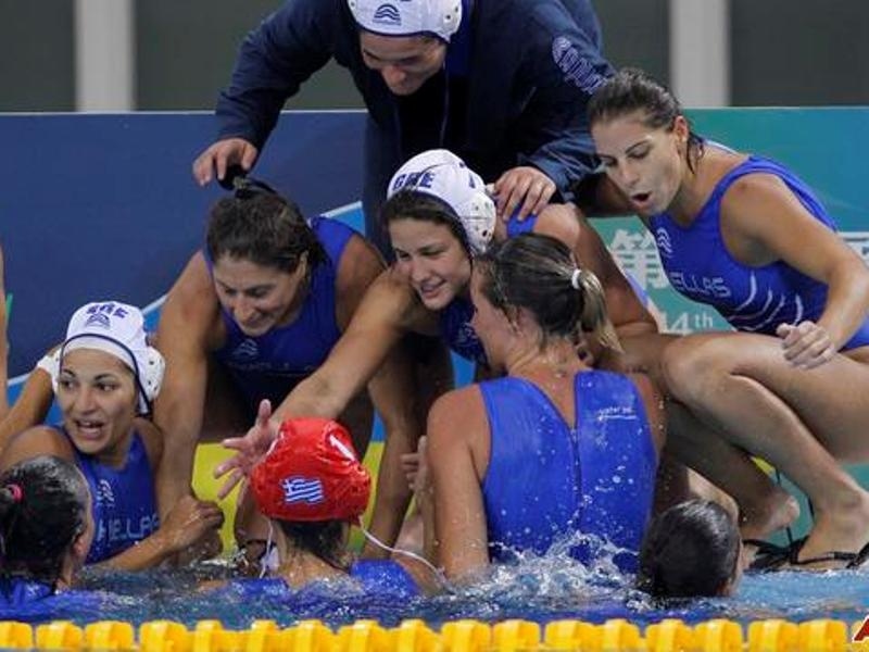 Τίποτα, τίποτα δεν τις σταματά!