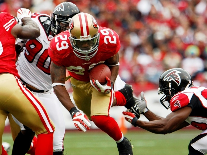 Μοιράζονται το γήπεδο