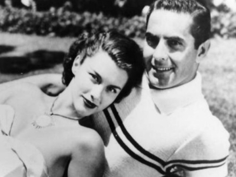 Πέθανε το κορίτσι του Μποντ