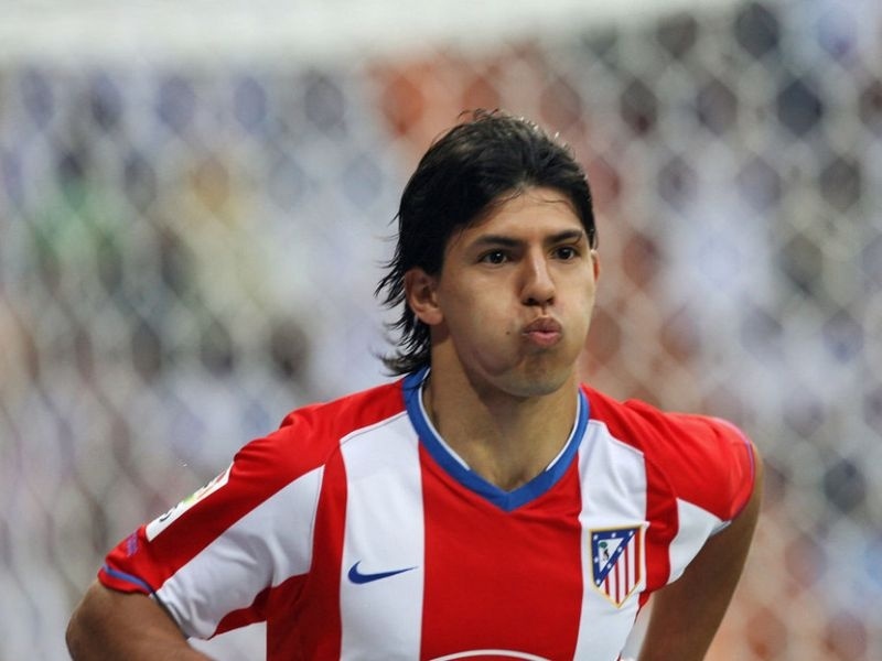 Στην Αγγλία ο Αγκουέρο!