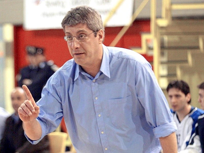 Υπογράφει ο Φραγκιάς