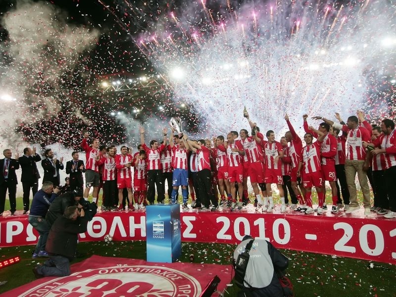 Ύμνοι UEFA για Ολυμπιακό!