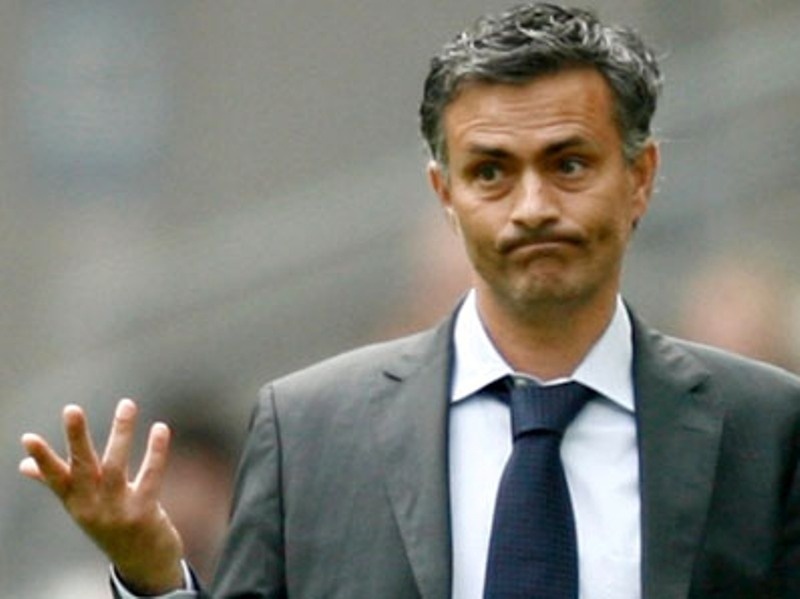 Μείωση... χάδι στον Μουρίνιο!