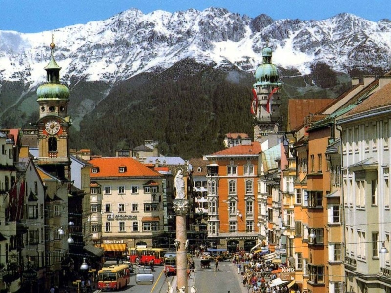 Επίσκεψη στο Ίνσμπρουκ ο ΠΑΣ