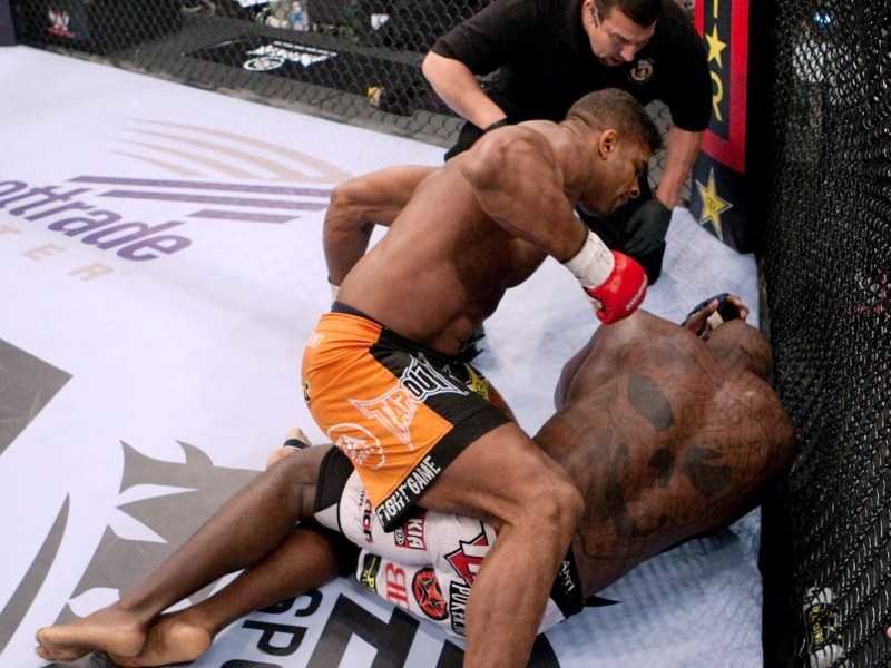 Απολύθηκε ο Overeem