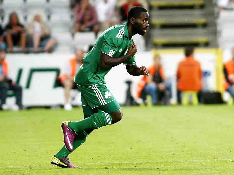 Μέσα ο «Πετρό», έξω ο Κουίνσι