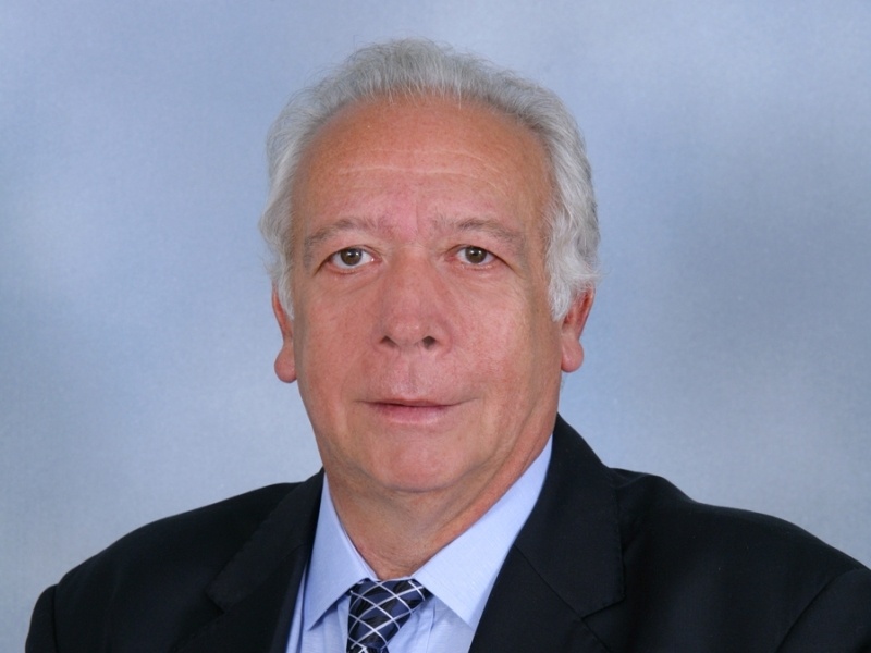 Αναλαμβάνει ο Εμμανουηλίδης!