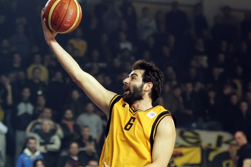 Νικολαΐδης: «Απορούμε όλοι»
