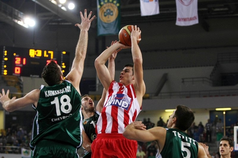 Ηρθε, αλλά ίσως να μην μείνει ο Ερτσεγκ!