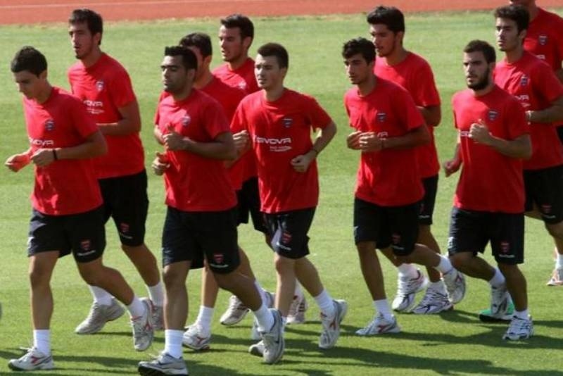 Ενδυνάμωση για τους «κυανέρυθρους»