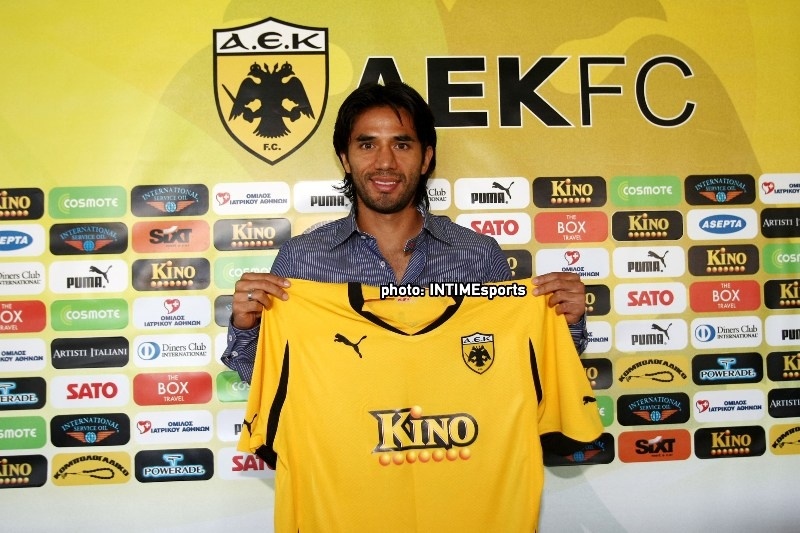Υπέγραψε ο Βάργκας στην ΑΕΚ!