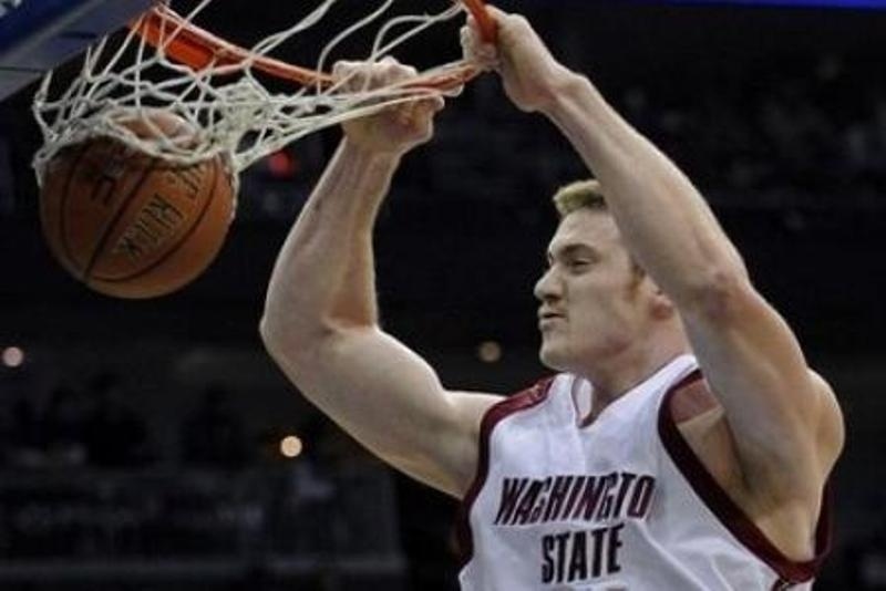 Χαρούμενοι για τον Μπέινς