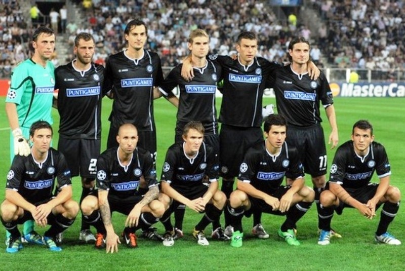 «Πεντάρα» για Στουρμ