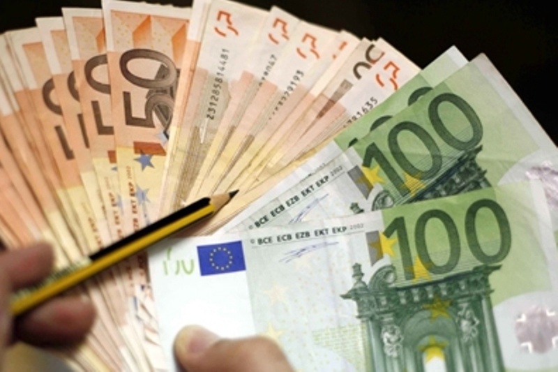 Μάζευε και ας είναι ρώγες…