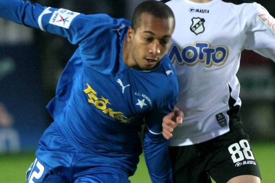 Επέστρεψε ο Ζοέλ Τόμας!