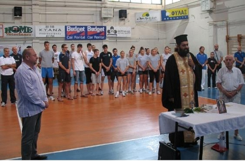 Αγιασμός στα «κυανόλευκα» τμήματα