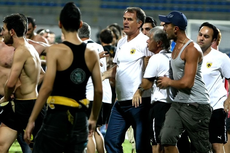 Τρεις στη ΓΑΔΑ για την επίθεση σε Μπάγεβιτς