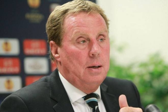 Ρέντναπ: «Τα πάει καλύτερα ο Ντεφόε»