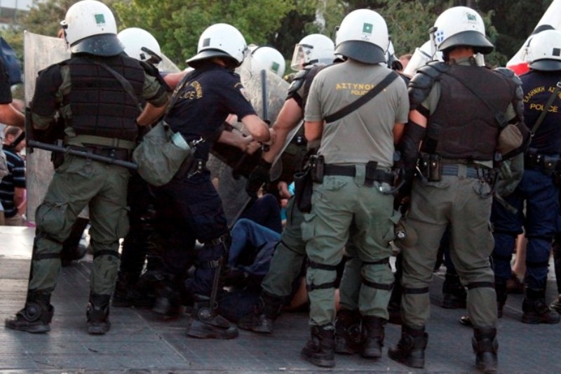 «Αγανακτισμένοι»: Λεφτά για χημικά υπάρχουν