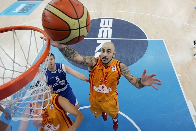 Άντιτς και επίσημα