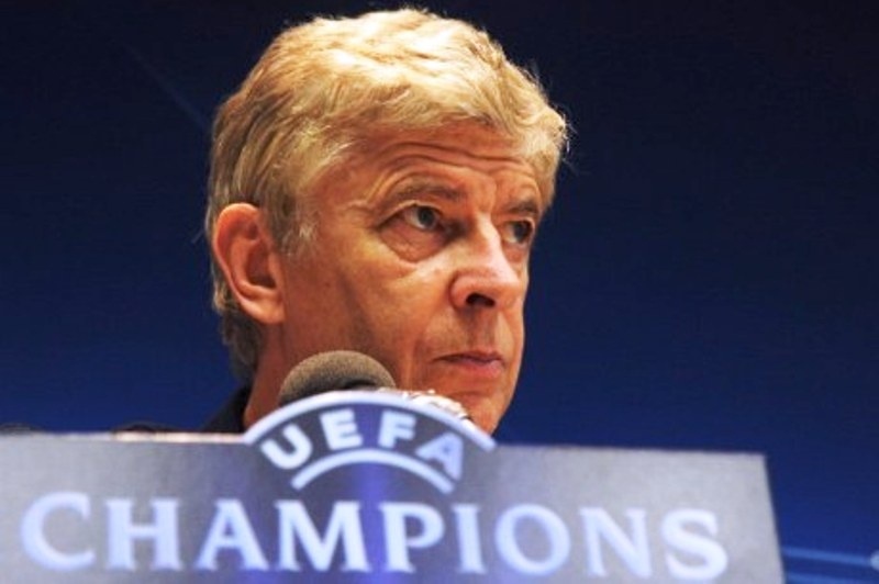 Βενγκέρ: «Νίκη με Ολυμπιακό»