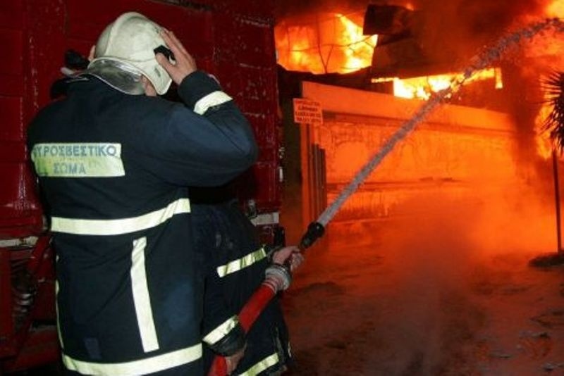 Πύρινος εφιάλτης σε διαμέρισμα στα Εξάρχεια