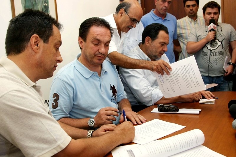 Αδερφοί Βατσινά: «Ο Κουράκης μας εμπαίζει»