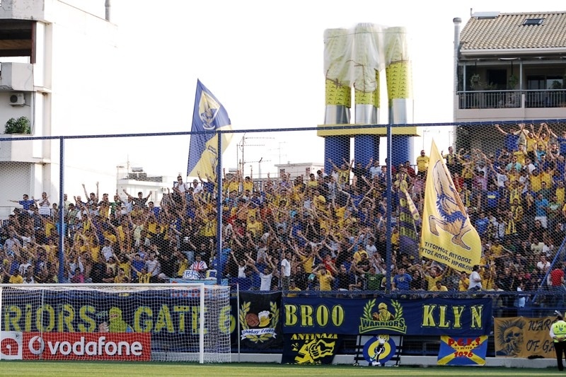 Χωρίς κόσμο στο Περιστέρι ο Παναιτωλικός