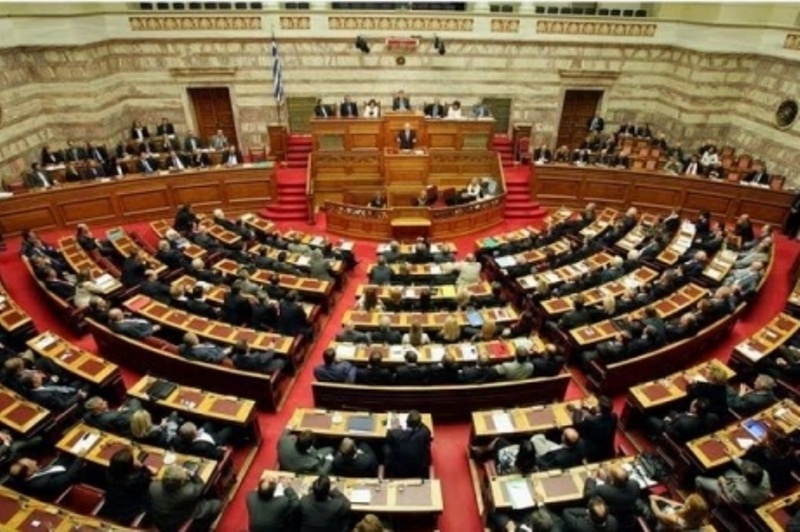 Με 155 ΝΑΙ πέρασε το χαράτσι στα ακίνητα