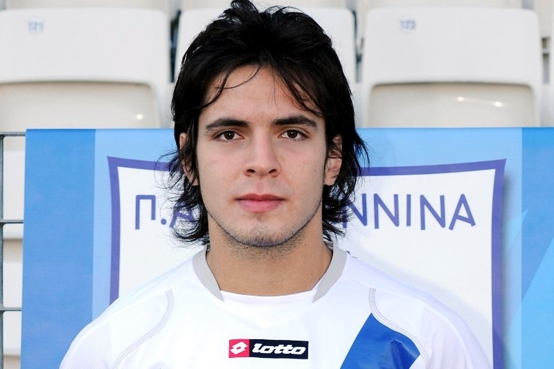 «Τίτλοι τέλους» για Χουτ