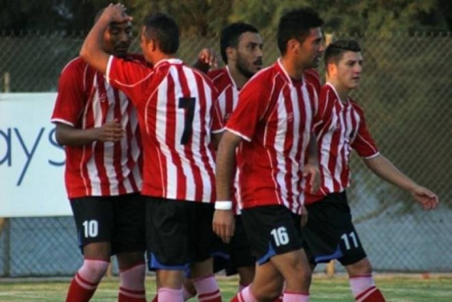 Πρόσκληση Καλλονής σε Πλατανιά