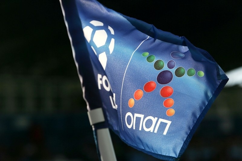 Αναβολή για έξι ομάδες και δύο ποδοσφαιριστές