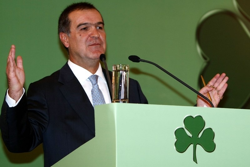 Βγενόπουλος: «Γιατί δεν δίνει εγγυήσεις;»