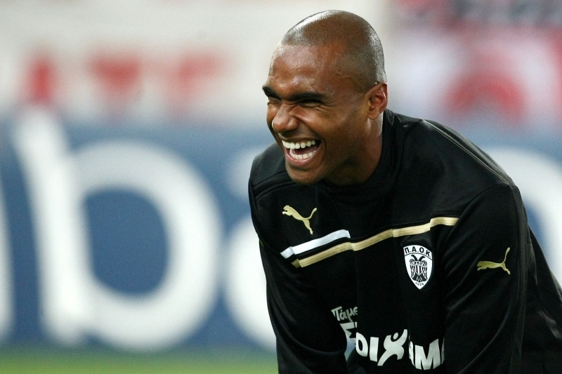 Φορτσάρουν οι «νέοι»