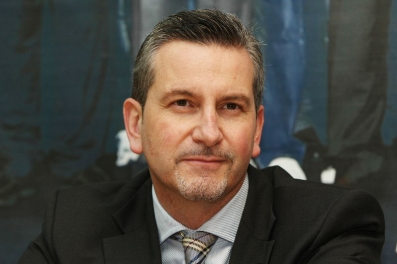 Έμπλεξε με τον... τρελό!