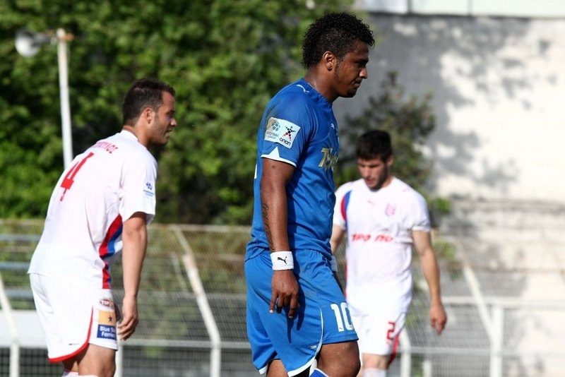 Περιμένουν την έφεση του Άλβες στα Ψαχνά