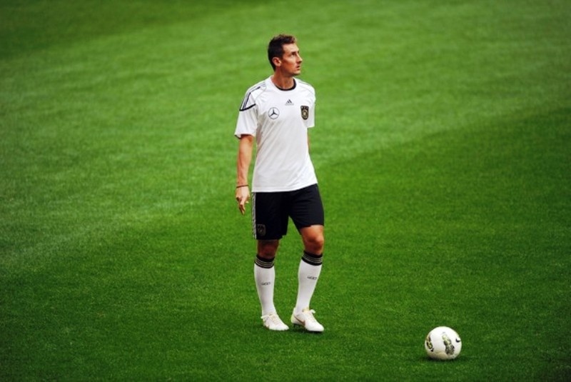 Αγώνας δρόμου για Κλόζε