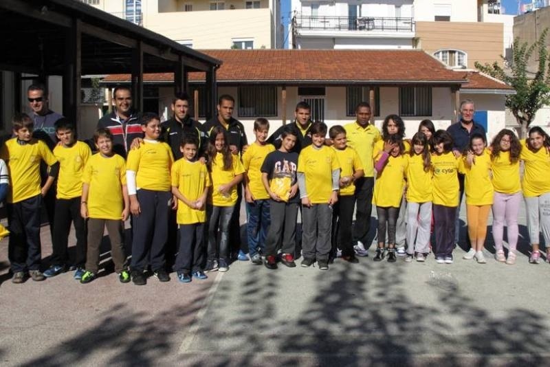 Κοντά στα παιδιά ο Εργοτέλης (photos)