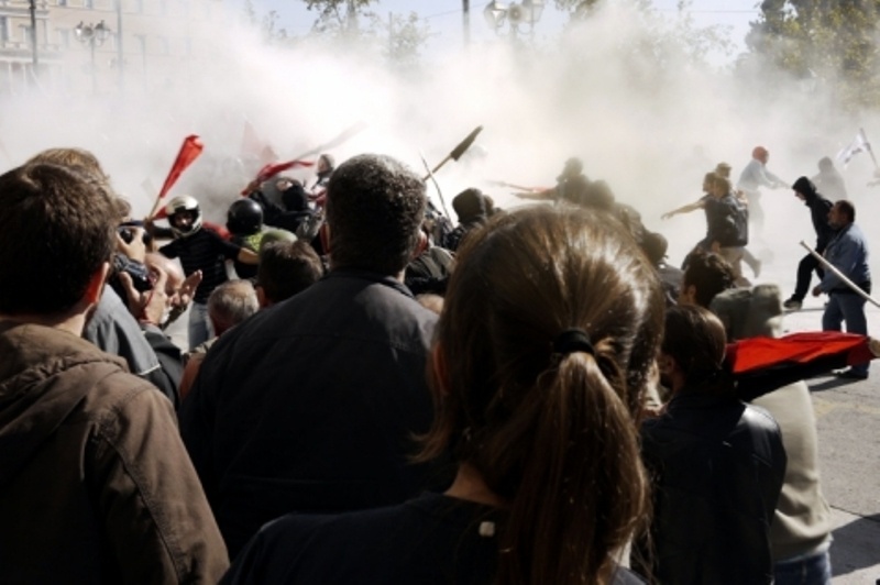 Τα επεισόδια άρχισαν ξανά στο κέντρο