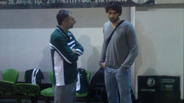 Εκτός δωδεκάδας ο Σαρατσένι