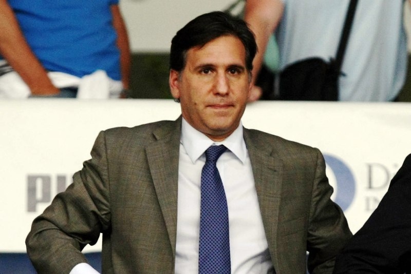 Οι τρεις δρόμοι, ο εξής μονόδρομος