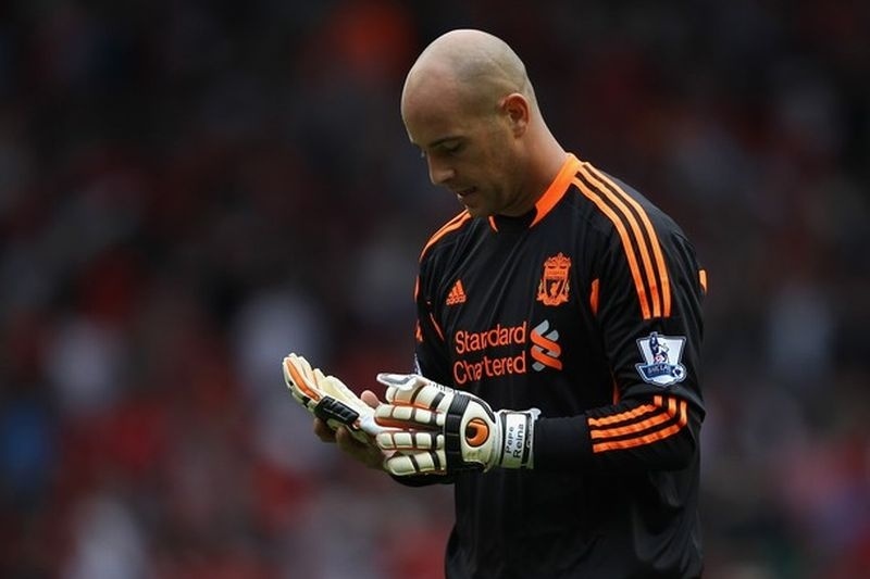 Στην… τσιμπίδα του νόμου ο Ρέινα!