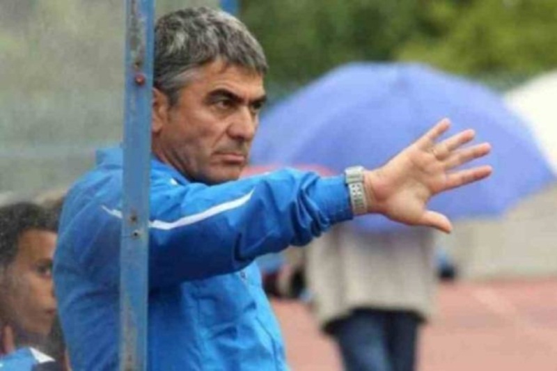 Μετρά αντίστροφα ο Μουστόγιαννης