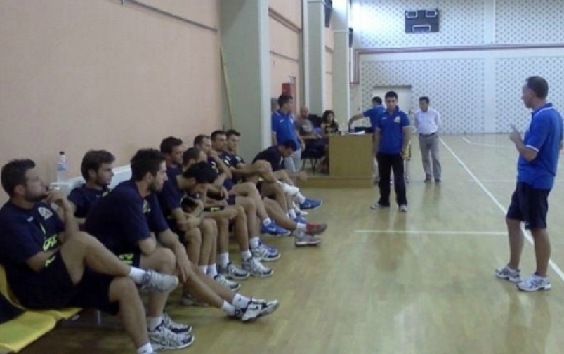 Ζαλμάς: «Πάμε βήμα, βήμα... ταπεινά»