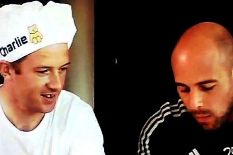 Οι… Master Chefs Τσάρλι Άνταμ και Άντι Κάρολ! (video)