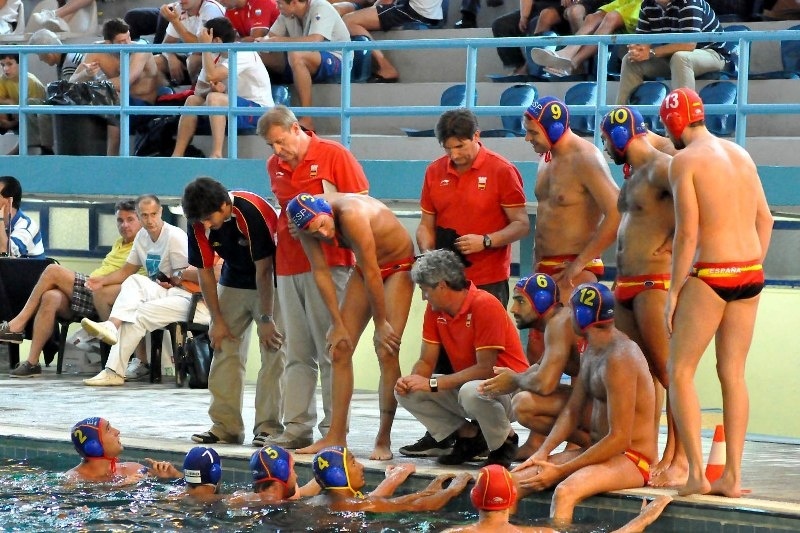 Οι Ισπανοί απέκλεισαν τους Ρώσους