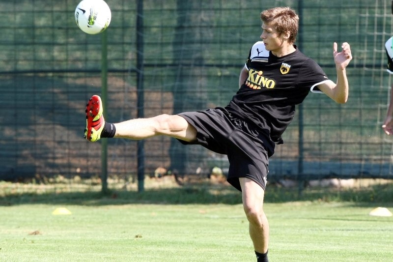 Ετοιμάζει Χέλγκασον ο Κωστένογλου