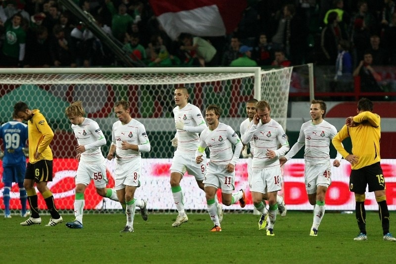 Στην Ακρόπολη η Λοκομοτίβ