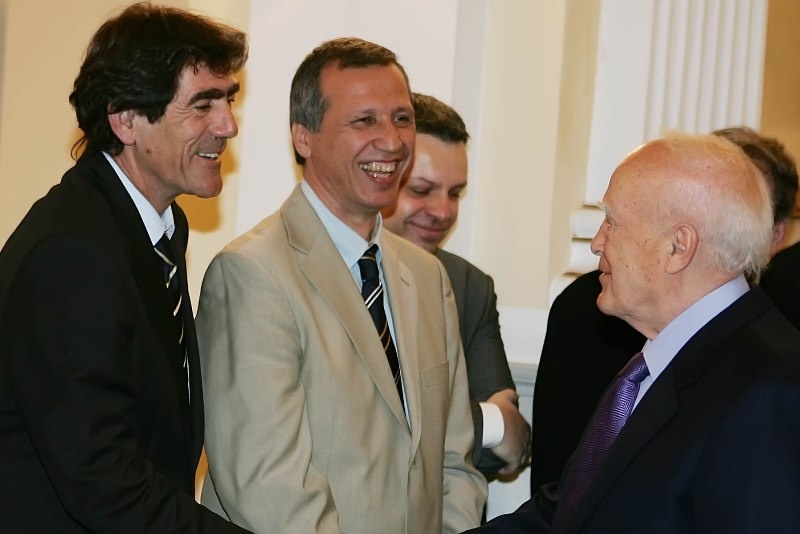 Ορφανός: «Ο Σαλπιγγίδης είναι φορ περιοχής»