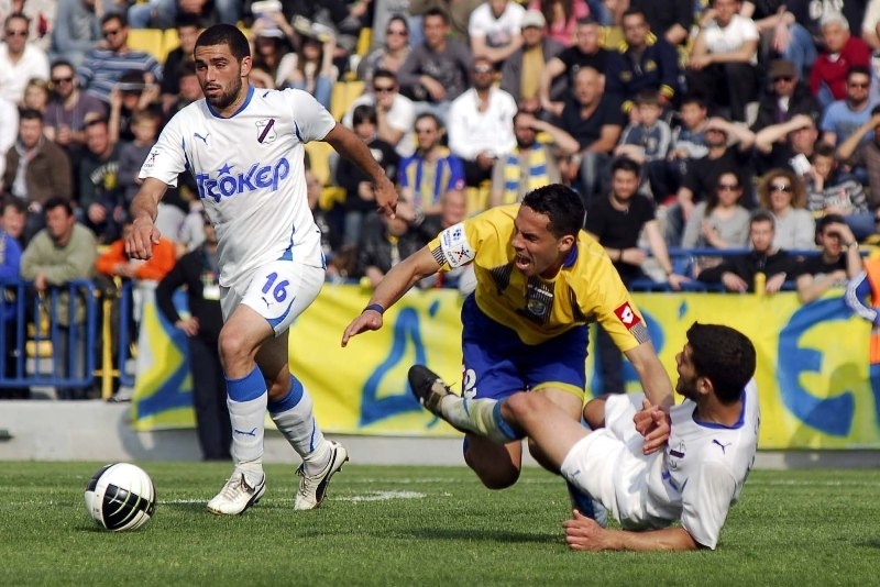 Αναμενόμενες απουσίες στην Καλλιθέα